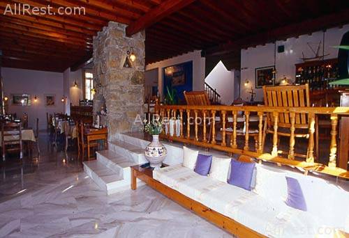 Vienoulas Garden Hotel 16